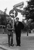 Bazon Brock und … mit Bloomzeitung