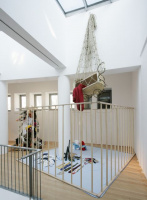 "Bin soeben durchs soziale Netz gepurzelt. Endlich wieder unter Menschen." Wolfgang Neuss