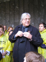 Prozession "Gott und Müll"