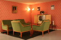 Deutscher Friedensgehorsam nach 1949: Alles Elend der Welt rührt daher, daß die Menschen nicht in ihrem Zimmer bleiben wollen.