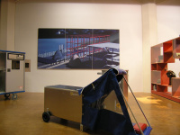 Auch die Armut wird fortschrittlich / Statt im Pappkarton auf der 5th Avenue im Alukoffer