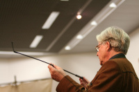 Nietzsche-Peitsche: Es muß ja dauernd Schwierigkeiten geben, damit sich die Liebe beweisen kann.