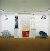 Ausstellungsinstallation "Wa(h)re Kunst"